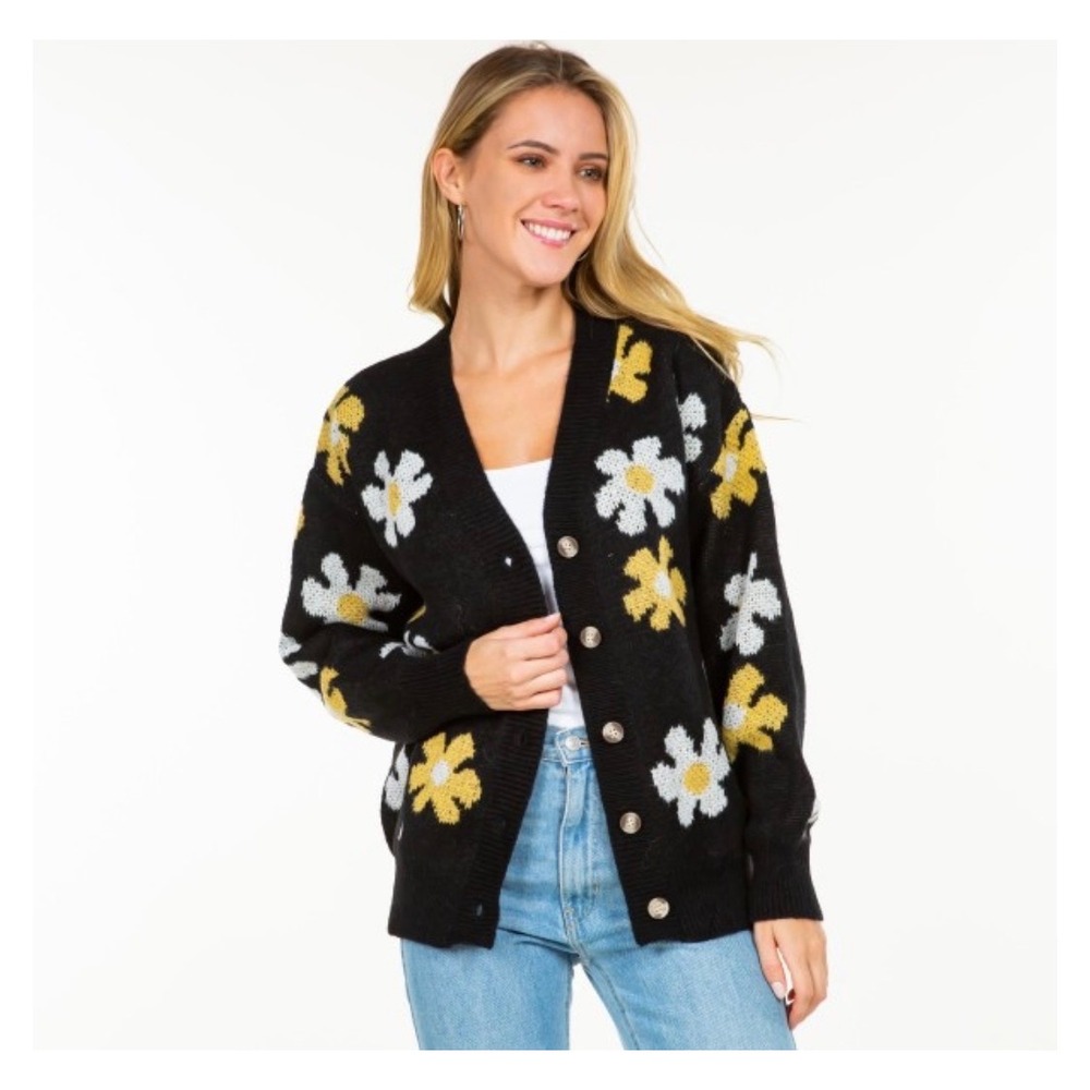 AZ Daisy Floral Cardigan Women L/XL Black Yellow Retro Cottagecore Knit Sweater
